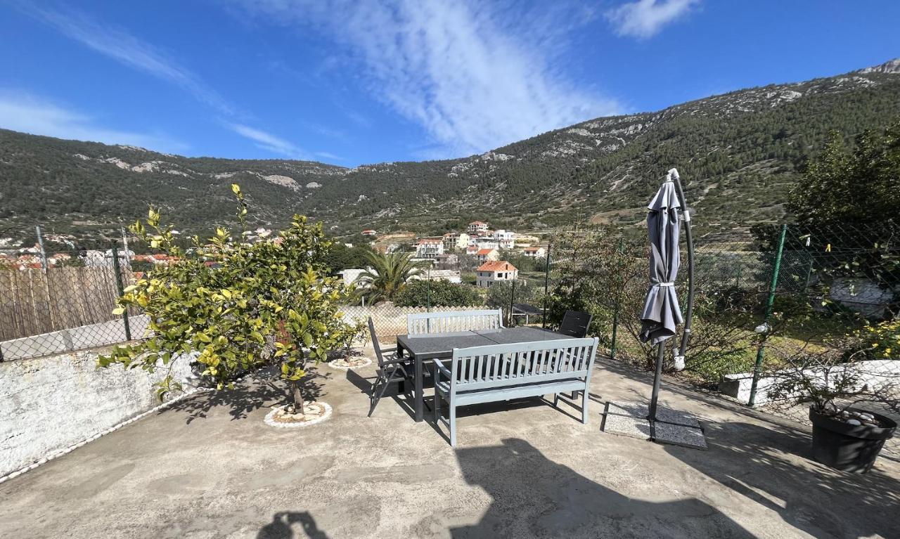 Villa Ines Komiža Esterno foto